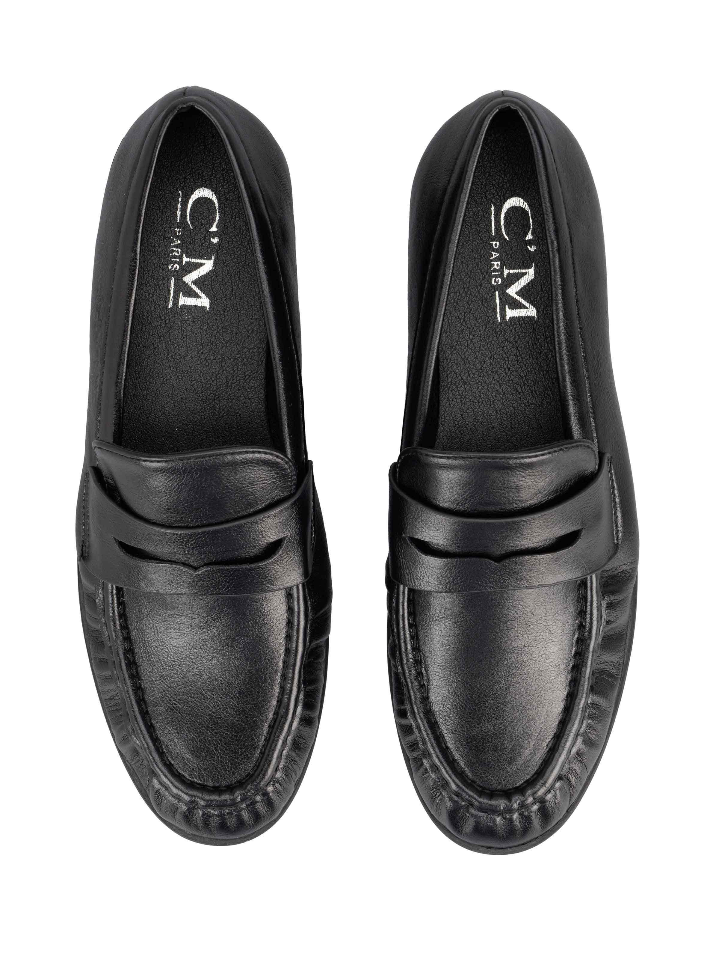 Yrsa - Loafers i læderlook med et klassisk og elegant udtryk